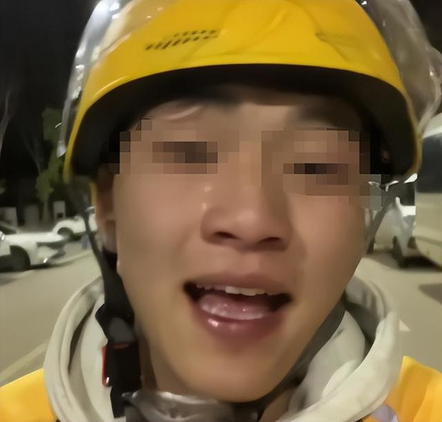 人民日报怒批网红外卖小哥！公安部曝光敛财手段，我们都被骗了