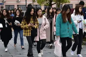 为什么大学开学一段时间，就有同学就想要退学？原因很让人无奈图片