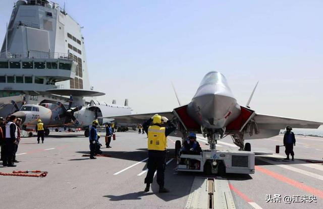 福建舰让美国破防了？反航母靠中国造无人机	，特朗普沉默了
