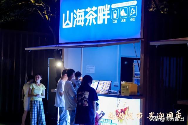 假期必打卡“海港灯火盛宴”！一张图刷爆朋友圈