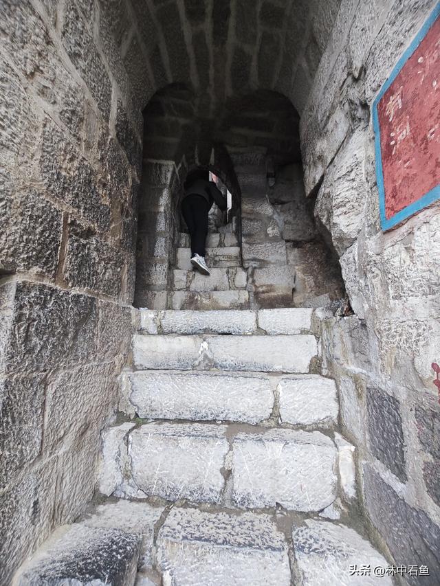安阳许家沟二龙山，一座建在峭壁上的宫殿，布局精妙，别有洞天