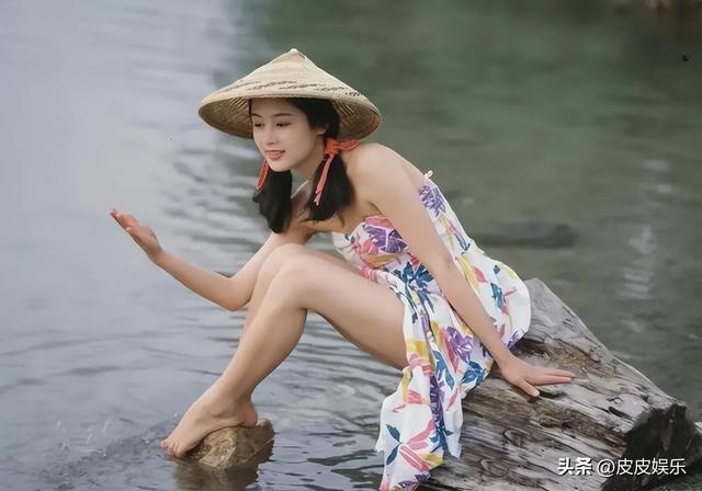 长得太美被导演占为己有，4年后生下大明星儿子，16岁开始争光了