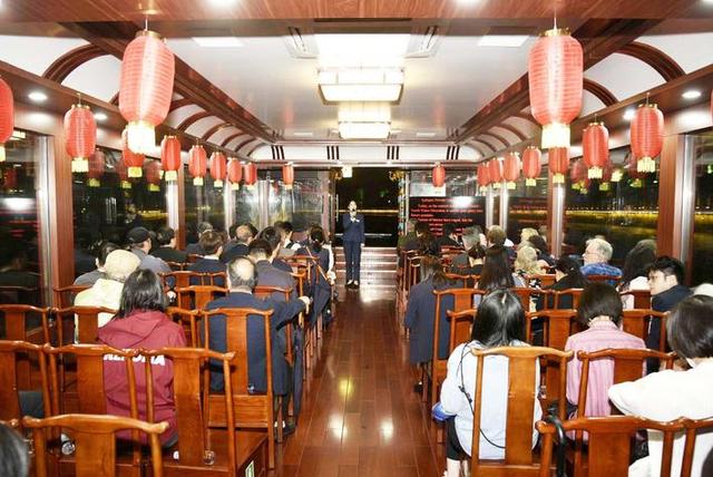 夜泊光影间，共赴古运河千年之约
