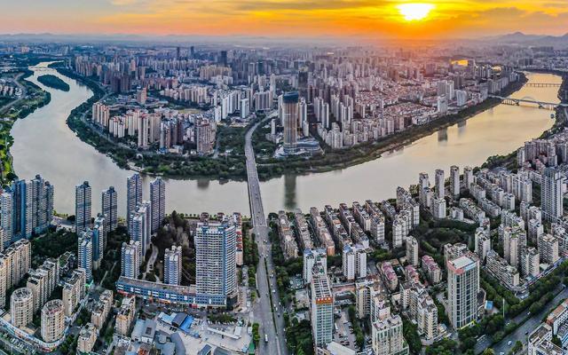 江西的下一个“南昌”，不是九江也不是上饶，而是这座低调的城市