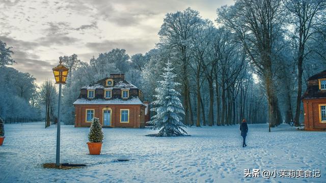 立冬在月头，过年不出手；立冬在月中，单衣就过冬，今年立冬在哪