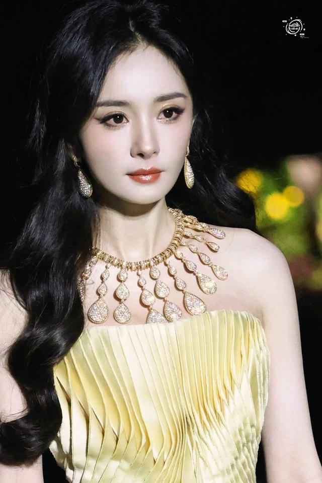 美图福利(22)，刘亦菲、林志玲、杨幂、刘涛、杨雨潼写真套图