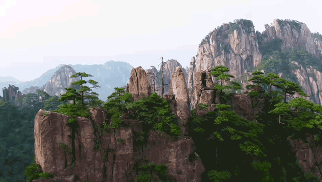 黄山入选中国最美十大名山，它到底美在哪？ | 超级皖黄山市争霸赛等你来战