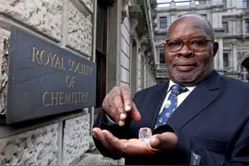 一个曾入选十大科学骗局的现象：热水比冷水结冰更快，正在被证实图片