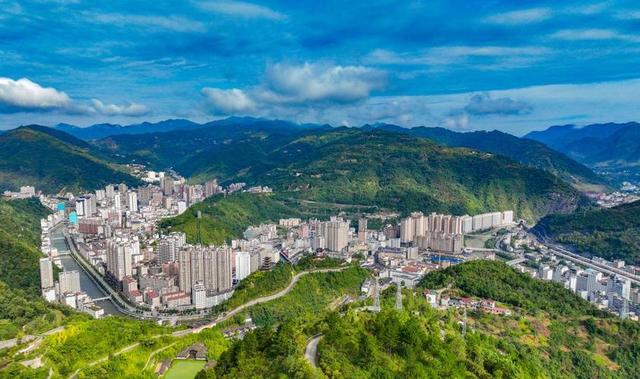 藏在秦岭深处的唐密佛国，千年古刹按密宗规制而建，免票却少人知