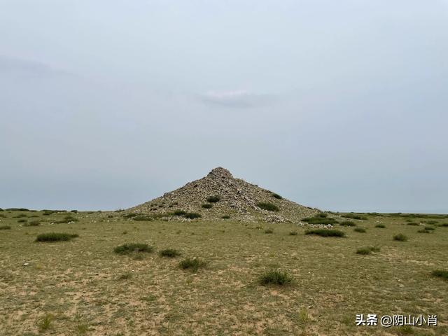 达茂旗达尔罕、百灵庙、乌克忽洞，固阳银号、忽鸡沟田野考察笔记
