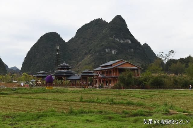 一羽鹅翎划碧落，千峰潜入琉璃渊。探寻广西鹅泉，德天瀑布的源头
