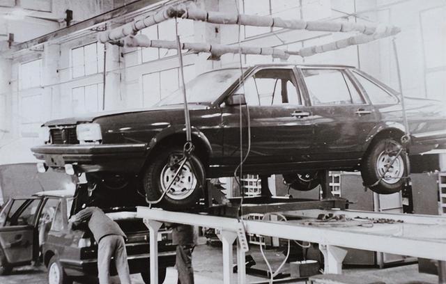 都是十四亿人口，印度每1000人仅34人有车，中国1000人中有多少？