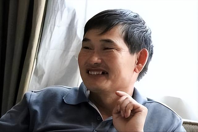 朱小伟做梦也没有想到，离婚四年后，前妻陈亚男还是不愿放过自己