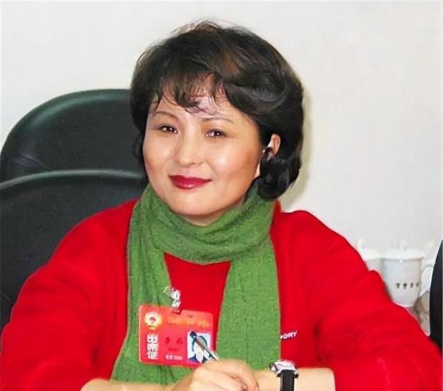 《上海一家人》主演今何在？巧珍仍在演戏，黑皮做编剧，她刚去世