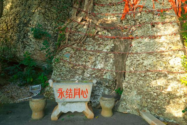 三亚鹿回头风景区，城市的浪漫地标，看浪漫的爱情传说和绝美海景