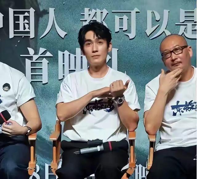 祖上严查三代！《东极岛》上映不到24小时，恶心一幕再次上演