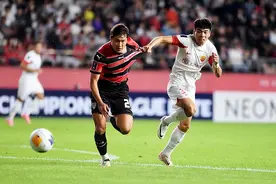 海港申花输球后，媒体人这番话彻底引起众怒：真是厚颜无耻！图片