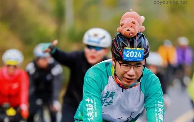 风驰竹海，骑友盛赞！在运动与美景的交融中收获双重满足