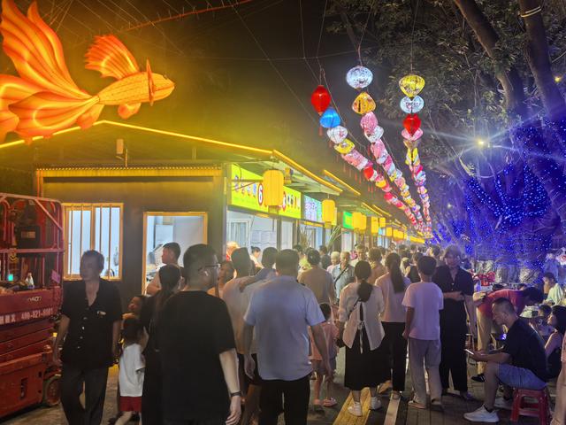 国庆假期首日，“东江八点”上新吸客！约起：体验古风文旅，看表演、吃美食！