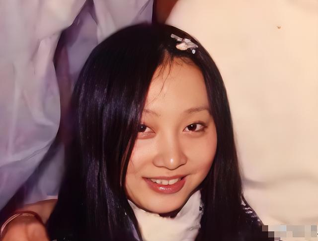 牡丹花下死，做鬼也风流！抛妻弃女的云飞，终为风流付出了代价