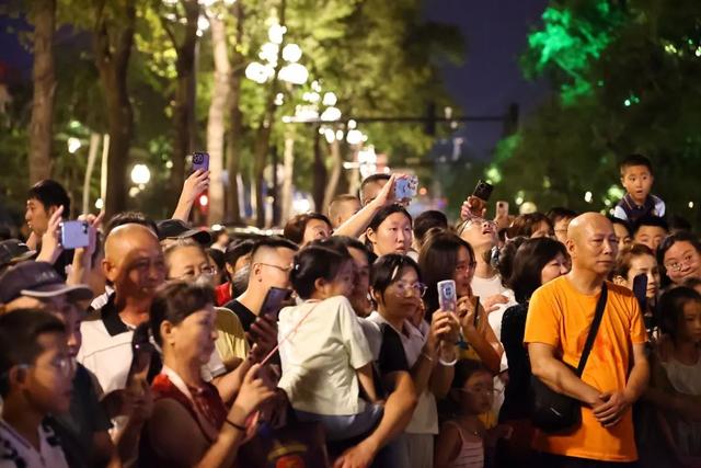 越夜越精彩！长春这条老街，根本逛不够！