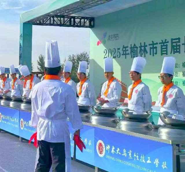 镇北台美食周遇惊喜，驴友踏长城访款贡城、易马城