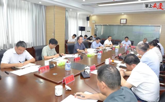 孟景伟调研城市更新和历史文化名城保护工作