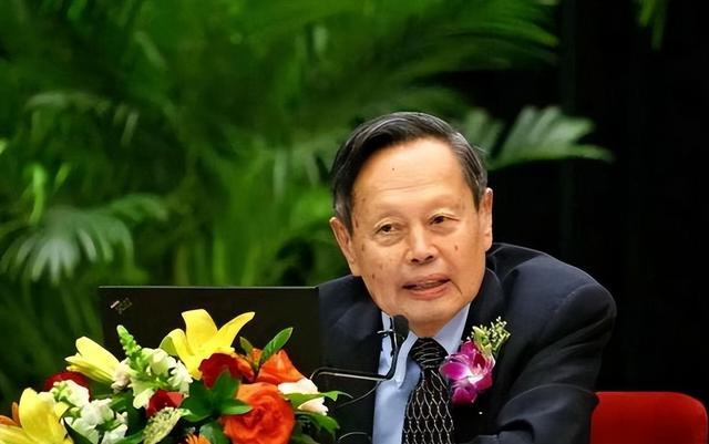 李政道曾公开表示，与杨振宁的决裂是中华民族的一大悲剧！
