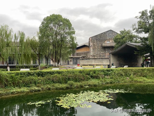 快来杭州“封神级”公园吧，参展、爬山、观塔齐全，很怕它火起来