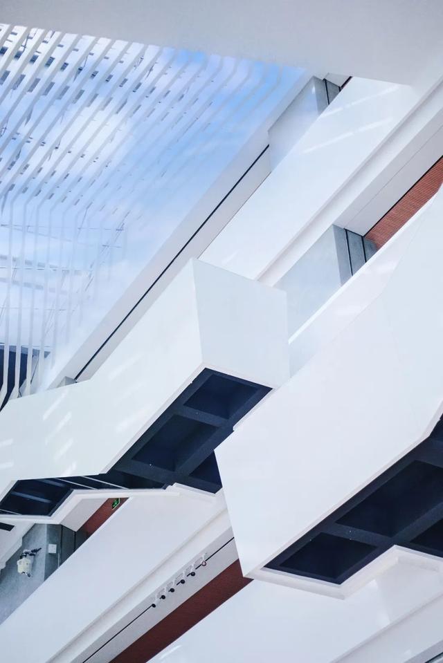 @WKUers，你的夏日壁纸上新啦！