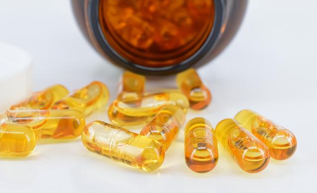 老年人出现脑萎缩怎么办？科学使用6种药物，积极改善大脑代谢