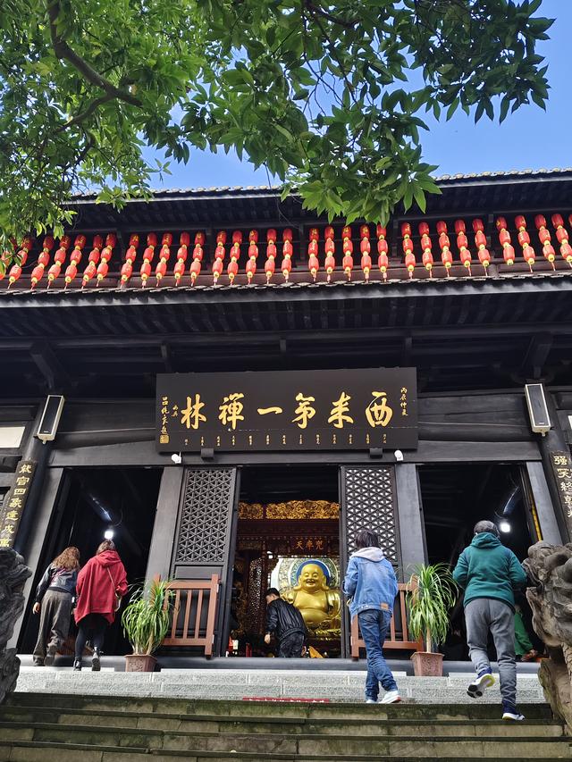 南行漫记：离开南充走G318到达遂宁，驻车圣莲岛营地