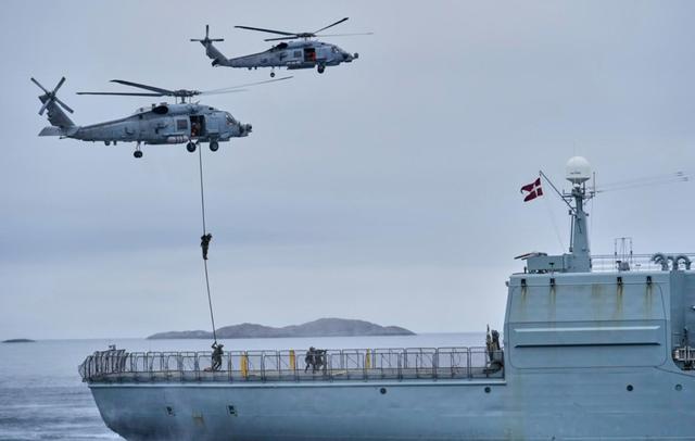 谈崩了！7国增兵格陵兰岛，美国轻飘飘的2句话，让丹麦和冰岛冒汗