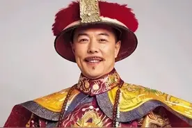 “风流才子”张铁林，戏里戏外都活成了笑话，今66岁的他过得怎样图片