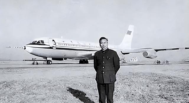 1985年，一场误判让中国付出上万亿的代价，一代巨星抱憾而终