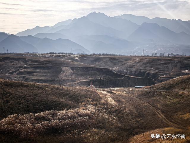 观山景看荻花，这里大概是蓝田最出片的地方了