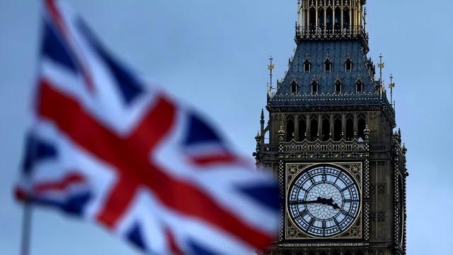 很多西方媒体抹黑中国，营造危险共识：针对中国，可以不讲底线