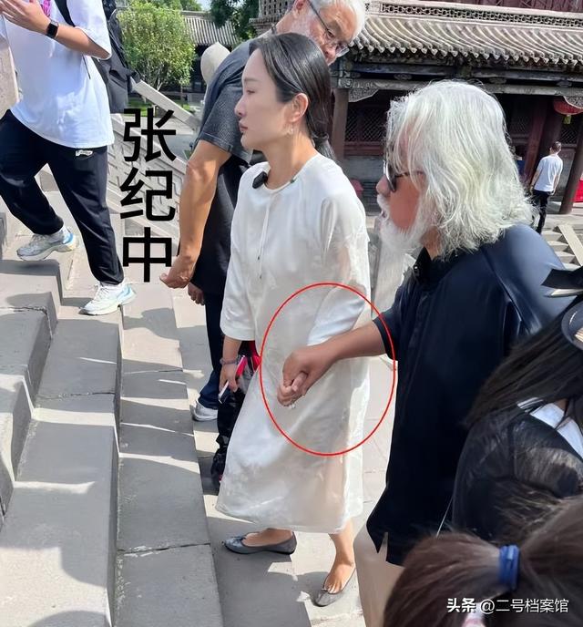 一个贪财一个好色，74岁张纪中遭到"反噬"，杜星霖的野心藏不住了