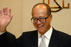 一代风水大师，以一句“你亡妻死得惨”，让李嘉诚甘愿掏200万图片