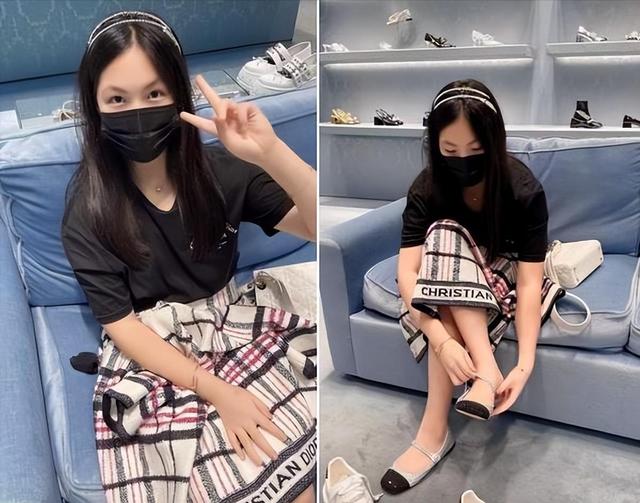 王诗龄晒自家北京小院，大半夜穿旗袍拍照，面无表情上演中式恐怖