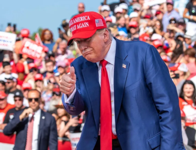 忍着剧烈癌痛，拜登当着全世界的面，给中国下了一份“战书”