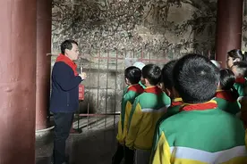 “童年有座山”，泰安小学生探寻家乡古建筑之美！图片