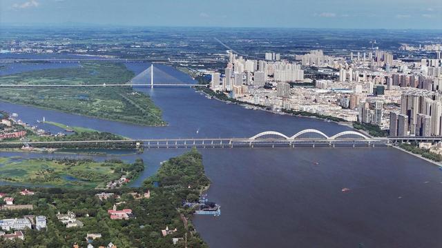 新华全媒＋丨“打卡”哈尔滨太阳岛：湿地漫游观城市生态画卷