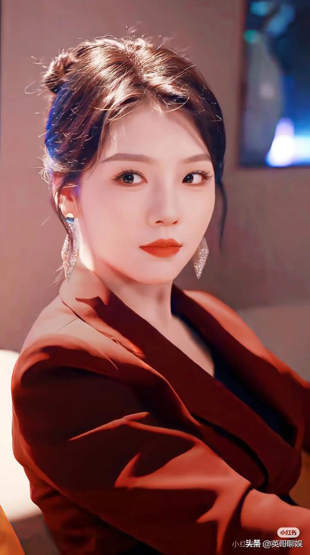 短剧圈人气最高十位女演员，刘念垫底，韩雨彤跌出前五，榜首太美