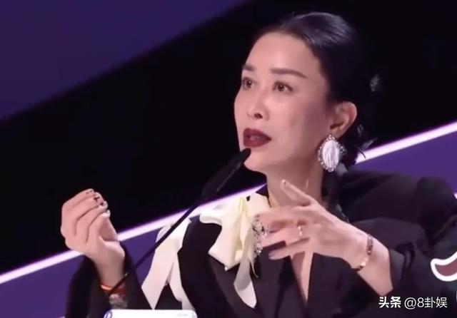 出轨风波真相大白仅2个月，那英近况曝出，马伊琍一个字都没说错