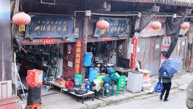 四川小众千年古城，形成于西汉，集市热闹，古寺老院子，生活惬意
