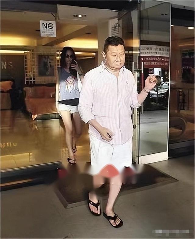 包养情人无数	，娶初中同学女儿为妻，玩老婆闺蜜，孙道存有多放荡