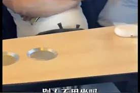 高铁上脱鞋放脚还打人！一男子被行拘图片