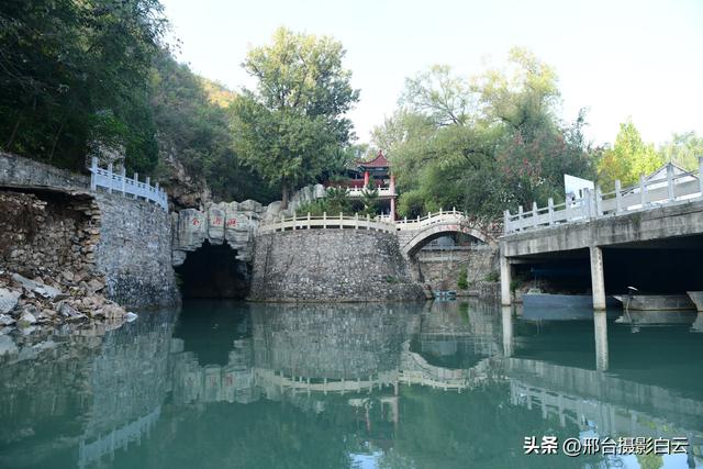 邢台天梯山：秋色美景入画来