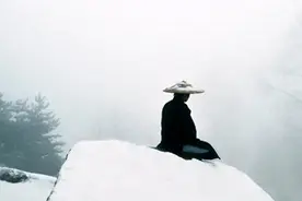 终南山第一隐士：隐居30多年，天天清水煮白菜，现亲人已认不出他图片